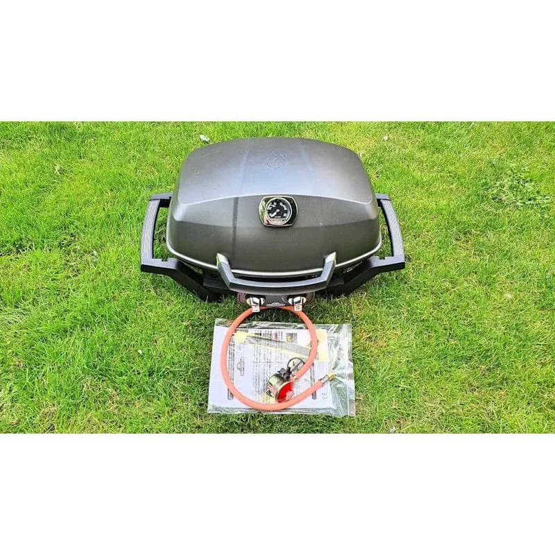 Napoleon | TravelQ Pro 285 Portable Gas Grill - Black