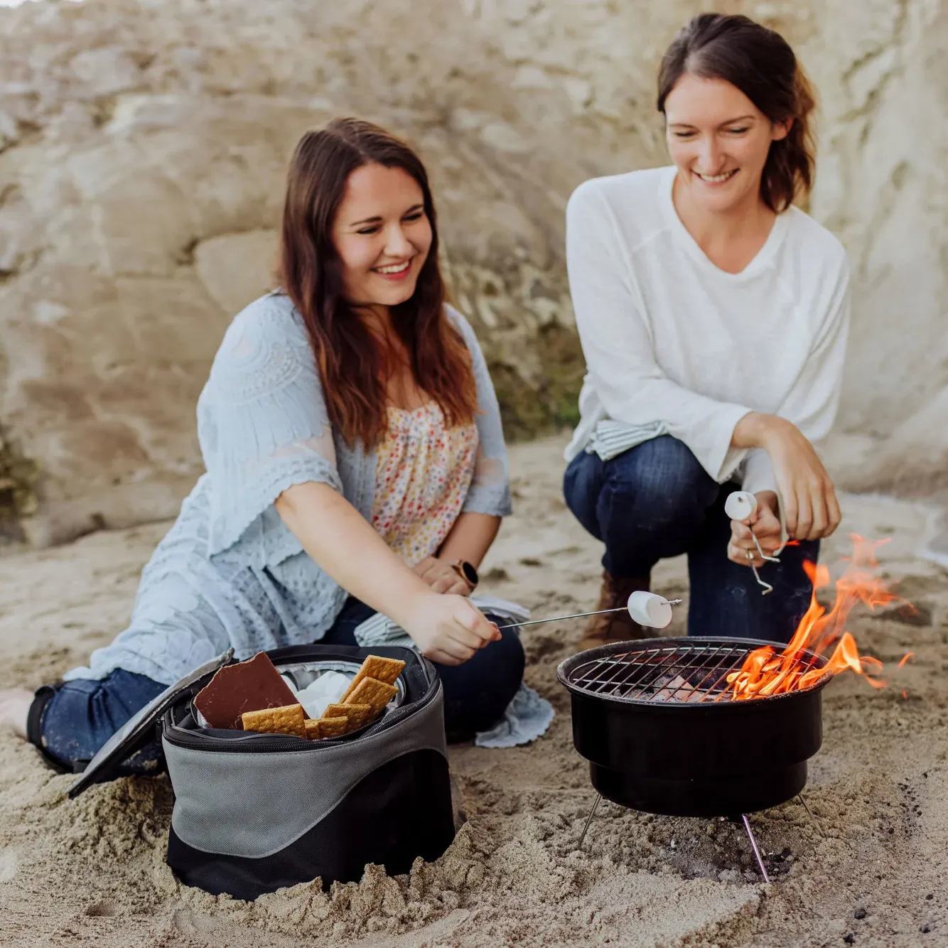 Picnic Time Caliente Portable Charcoal Grill & Cooler Tote